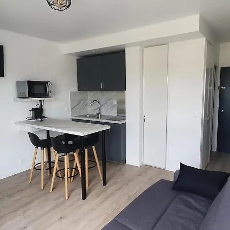 Renove Avec Soin, A 30m De La Apartment